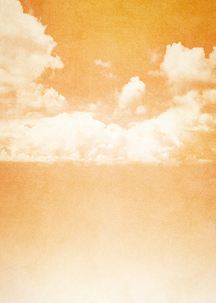 オレンジ加工のかすれた空と雲のA4サイズ背景素材