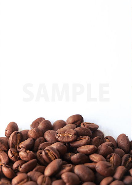 コーヒ豆が下部に散らばるA4サイズ背景素材