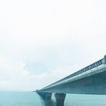 海を渡す大きな橋のA4サイズ背景素材