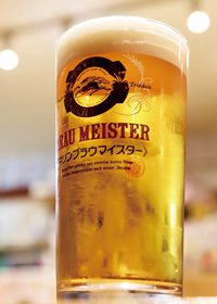 生ビール（ジョッキ）のA4サイズ背景素材